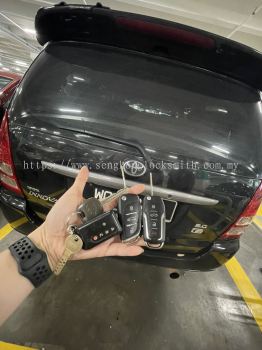 near your place duplicate car key with remote control 