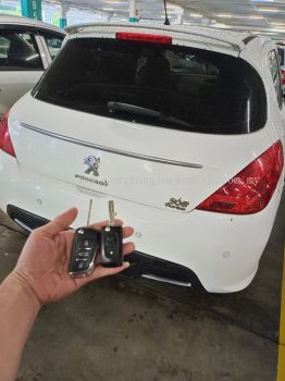 Peugeot 308 car key with remote control 