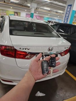 Honda city car key with remote control 