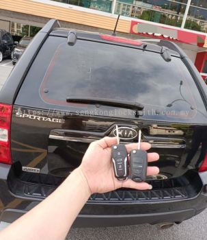 duplicate Kia car key with remote control 