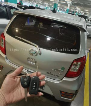 duplicate Perodua car key with remote control 