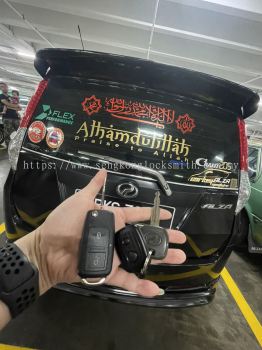 duplicate Perodua car key with remote control 