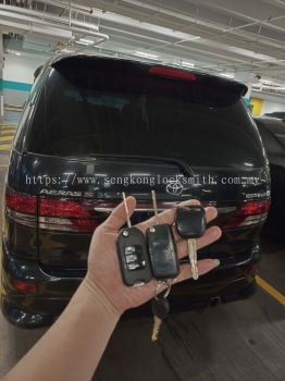 duplicate Toyota car remote control with key 