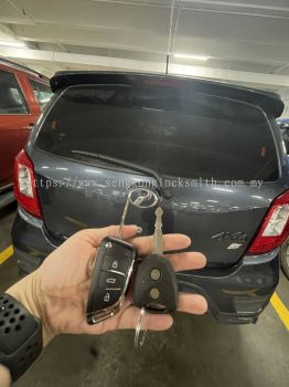 locksmith duplicate car key and remote control 