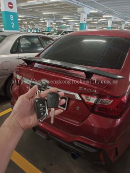 locksmith service duplicate car key with remote control 