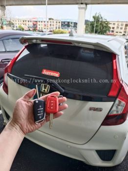 locksmith service duplicate car key with remote control 