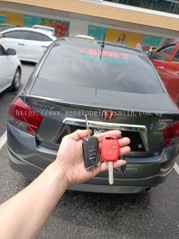 locksmith service duplicate car key with remote control 