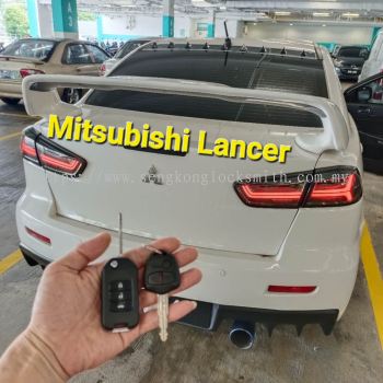 locksmith service duplicate car key with remote control 