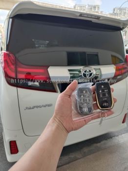 locksmith service duplicate car key with remote control 