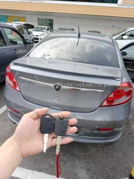 locksmith service duplicate car key with remote control 