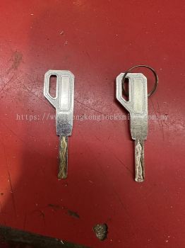 Professional locksmith duplicating keys