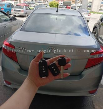 Toyota Vios car flip key remote control 