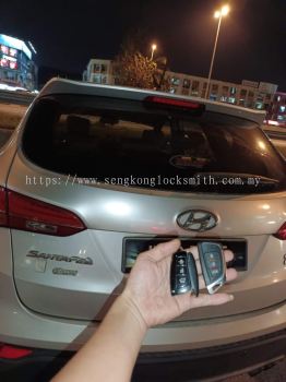 Hyundai Santa Fe car keyless remote control 