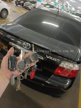 Toyota Vios car key with remote control