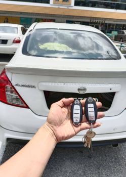 Nissan Almera car key keyless remote control 