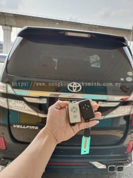 duplicate Toyota Vellfire car key keyless remote control 