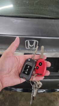 duplicate Honda car key control 