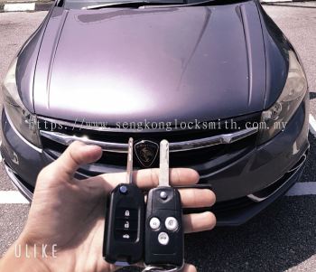 duplicate Honda car key control 