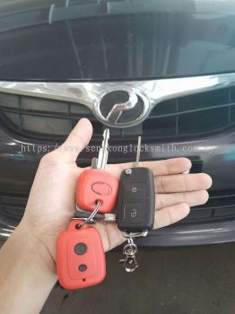 duplicate Perodua car key control 