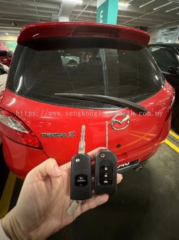 duplicate Mazda car key control 