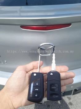 duplicate Mazda car key control 