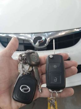 duplicate Perodua Myvi Perodua Alza car key with remote control 