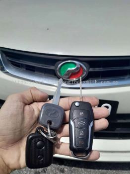 duplicate Perodua Myvi Perodua Alza car key with remote control 