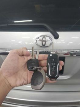 we have duplicate Toyota Camry, Toyota Avanza, Toyota Vios, Toyota Alphard, Toyota wish, Toyota Altis, Toyota hiace, car key controller 