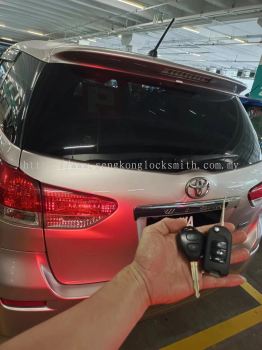 we have duplicate Toyota wish car key with remote control 