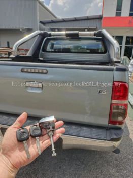 Toyota Hilux car key all lost 