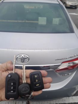 duplicate Toyota car key controller 