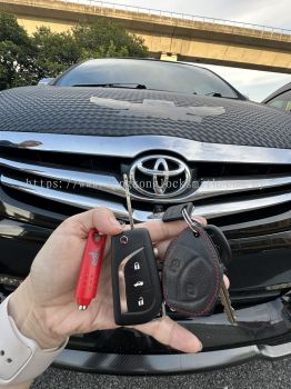 duplicate Toyota car key controller 