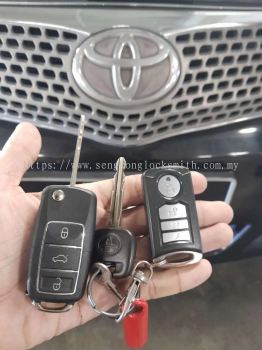 duplicate Toyota car key controller 