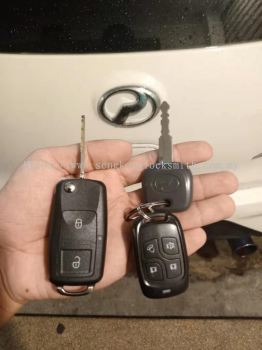 duplicate Perodua car key controller 