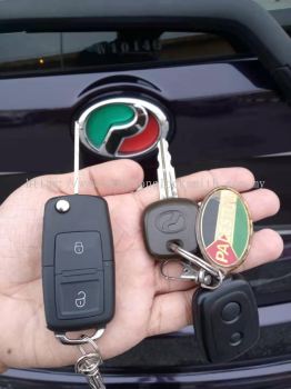 duplicate Perodua car key controller 