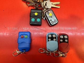 Duplicate auto gate remote control 