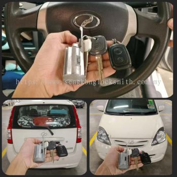 All the car keys are lost. We will come to the customer's door to unlock the car door and make the car key and chip