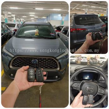 Promotion RM350 Duplicate Toyota Cross car smart Key controller