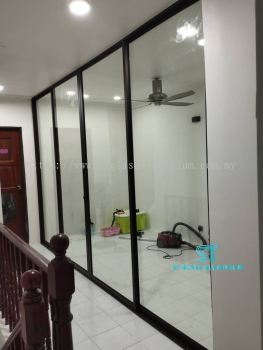 Economy Sliding Door 