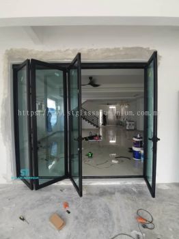 Folding Door 