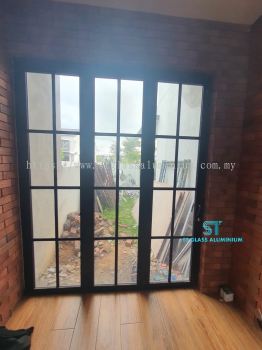 Folding Door Lattice 