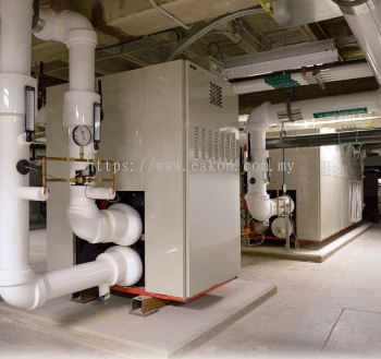 Ready-to-operate water chiller installation
