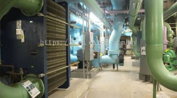 Hospital high-efficiency chilled water design