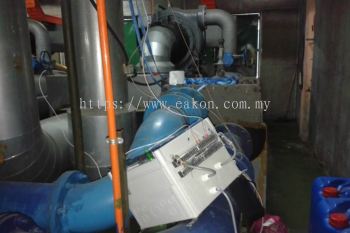 Low kWRT (Kilowatt per Refrigeration Ton) chiller upgrade