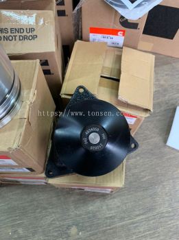 KOMATSU PC300-7 6CT/6D114 WATER PUMP 