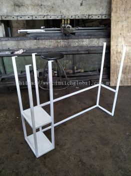 Bar counter hanging rack