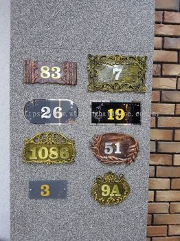 NUMBER PLATE HOUSE