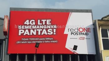 RED ONE NETWORK BILLBOARD SINGBOARD AT KUANTAN AIR PUTIH 