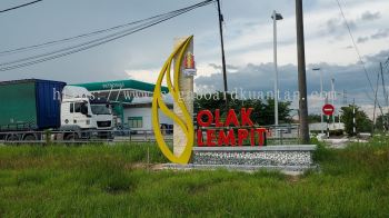 OLAK LEMPIT ALUMINIUM BIG 3D BOX UP LETTERING SIGNAGE AT MARAN TOWN PAHANG MALAYSIA