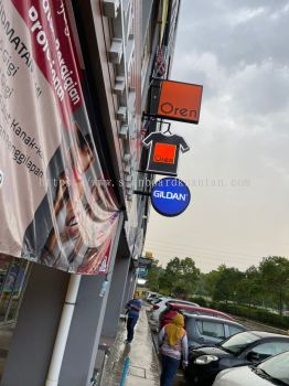 GILDAN OUTDOOR ROUND SHAPE DOUBLE SIDE LIGHTBOX AT TEMERLOH TEMERLOH TOWN, MENTAKAB, LANCHANG, JENDERAK, KERDAU, SEMANTAN, KUALA KRAU, KAMPUNG AWAH TEMERLOH PAHANG MALAYSIA